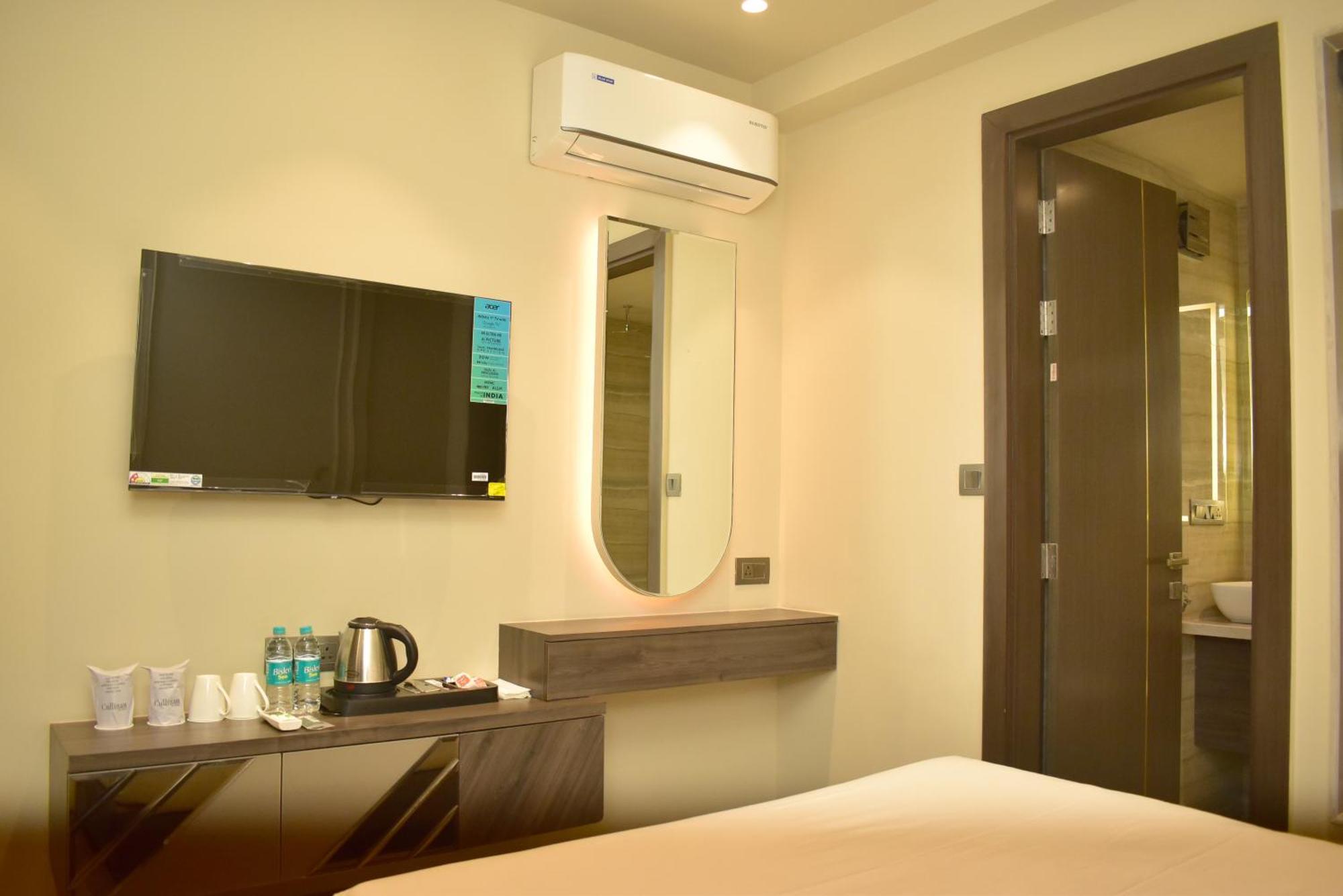 Hotel Cullinan By Qotel Janakpuri Delhi Kültér fotó