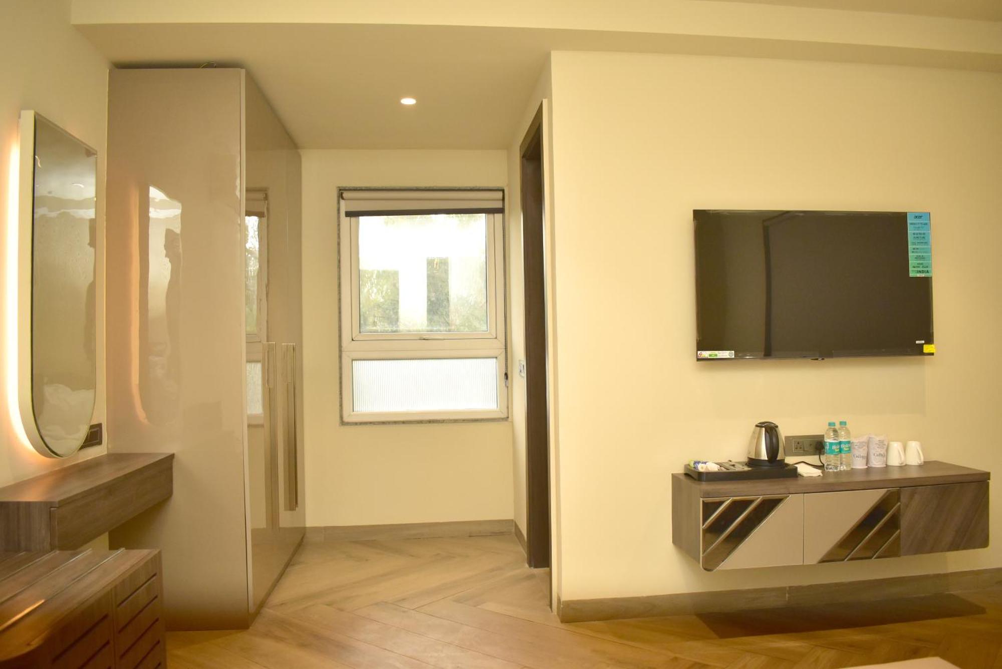 Hotel Cullinan By Qotel Janakpuri Delhi Kültér fotó