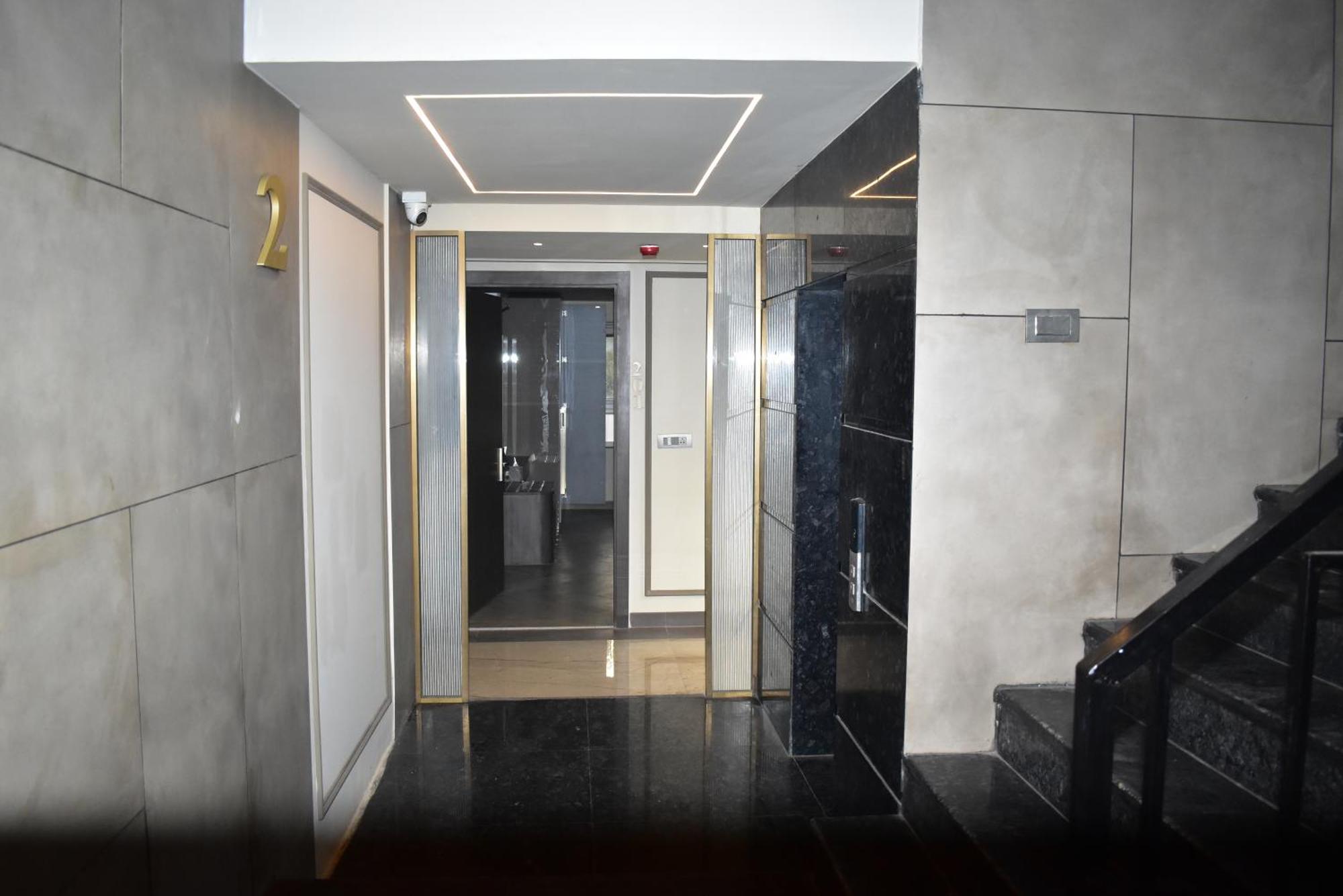 Hotel Cullinan By Qotel Janakpuri Delhi Kültér fotó